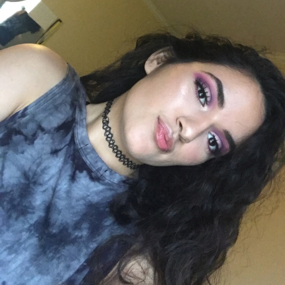 Meet your Posher, Andrea